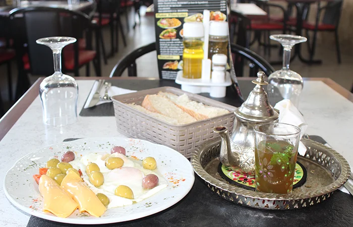 Desayuno marroqui restaurante madina nour